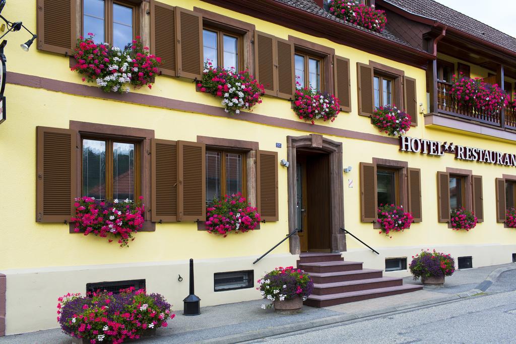 Restaurant A L'Aigle Hotell Wimmenau Exteriör bild