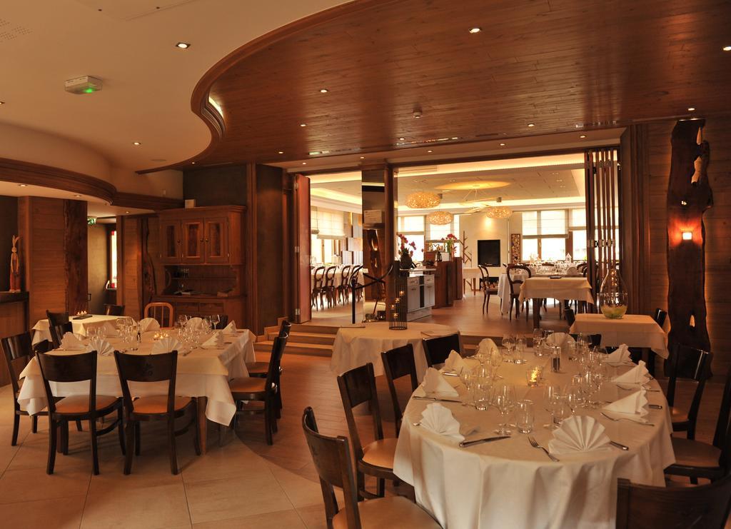 Restaurant A L'Aigle Hotell Wimmenau Exteriör bild